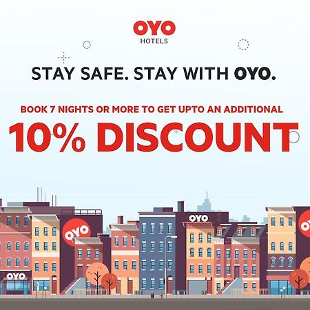 Oyo Hotel Phenix City Central Bagian luar foto